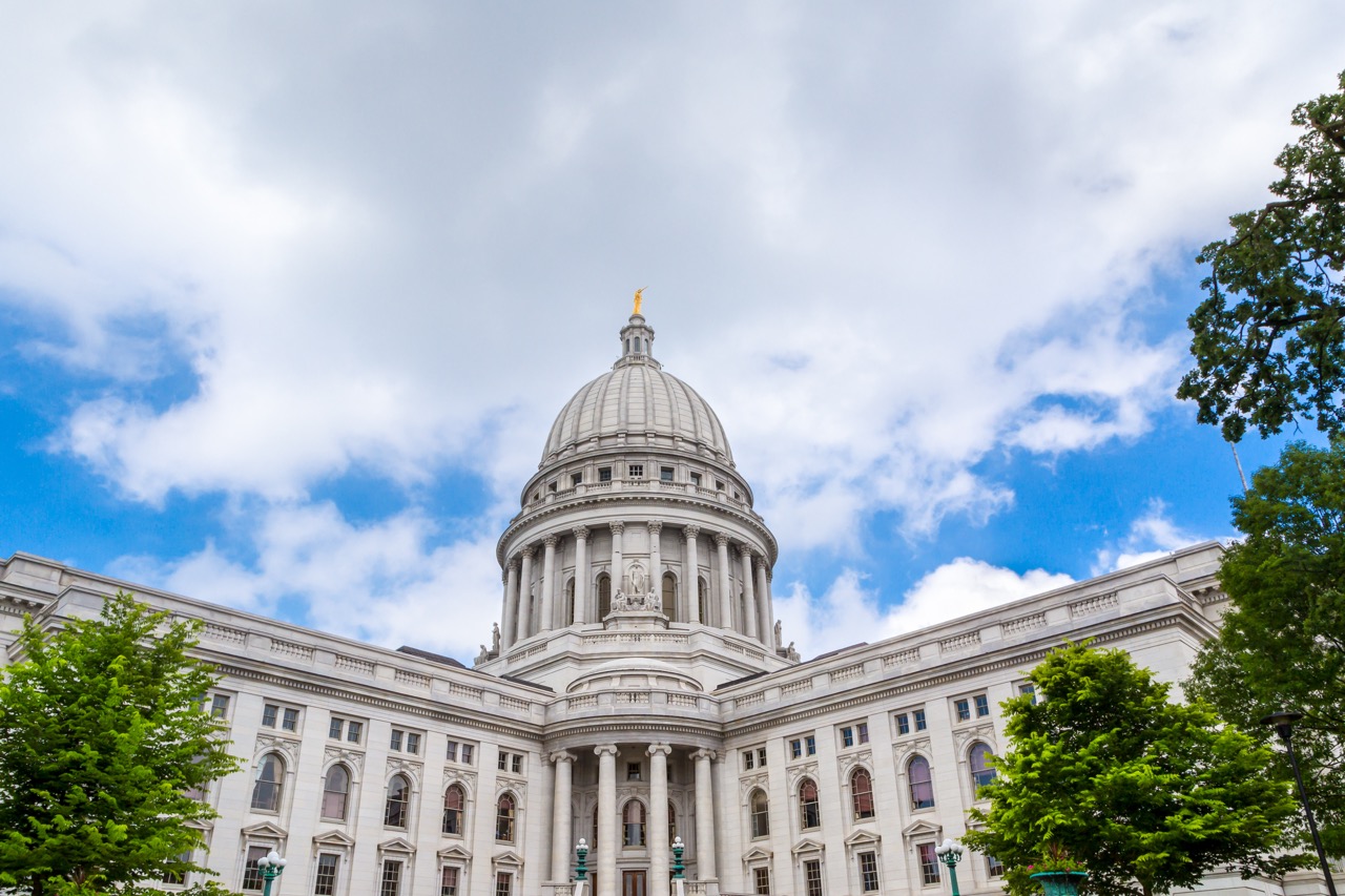 Photo of Wisconsin State Capitol Building